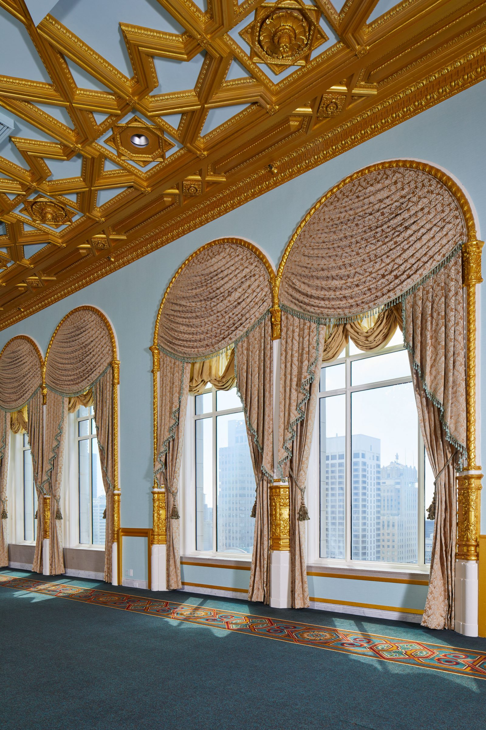 Mark Hopkins Intercontinental Hotel - Peacock Court Ballroom