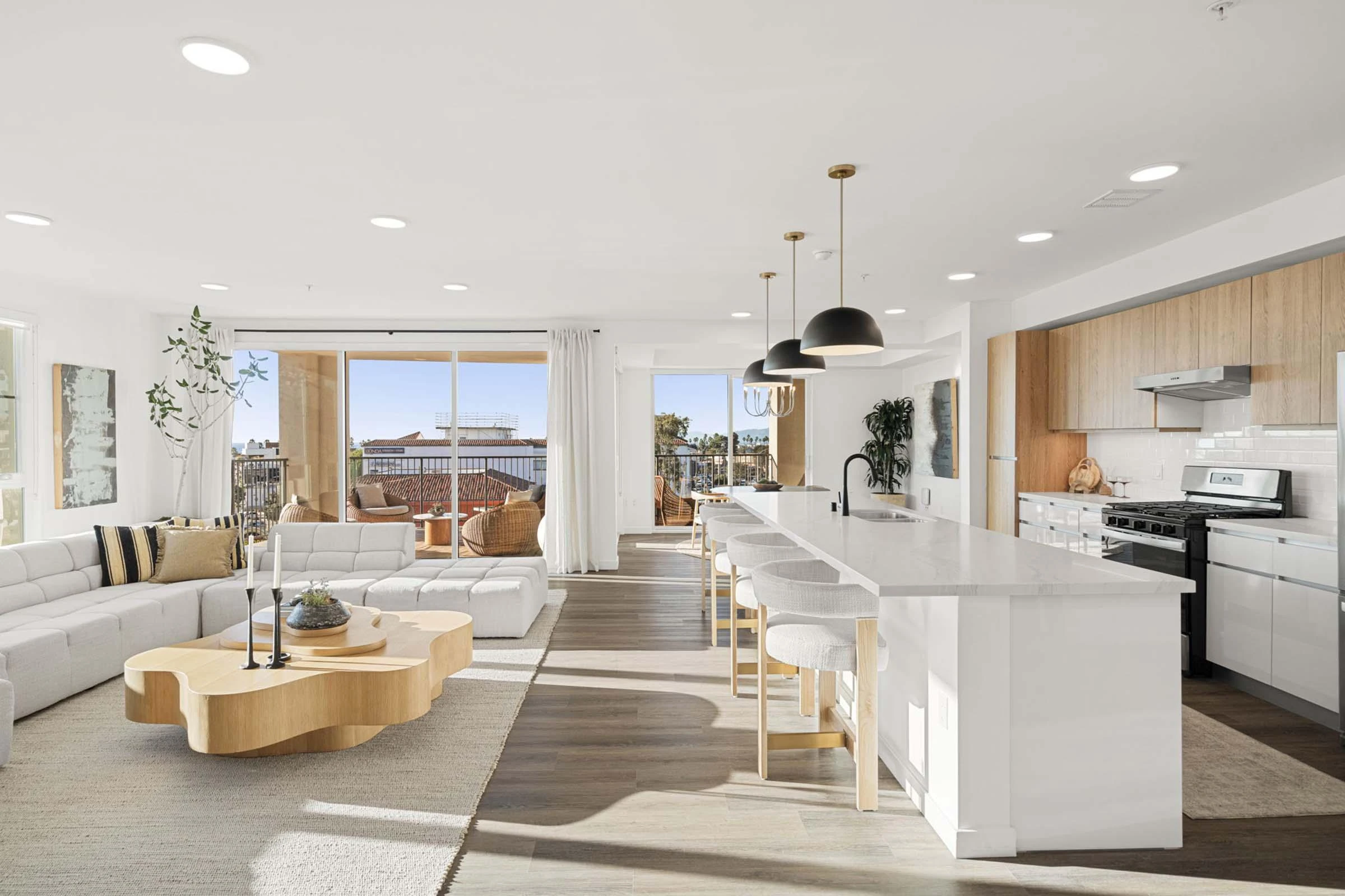 INTERIOR ARCHITECTURE & DESIGN